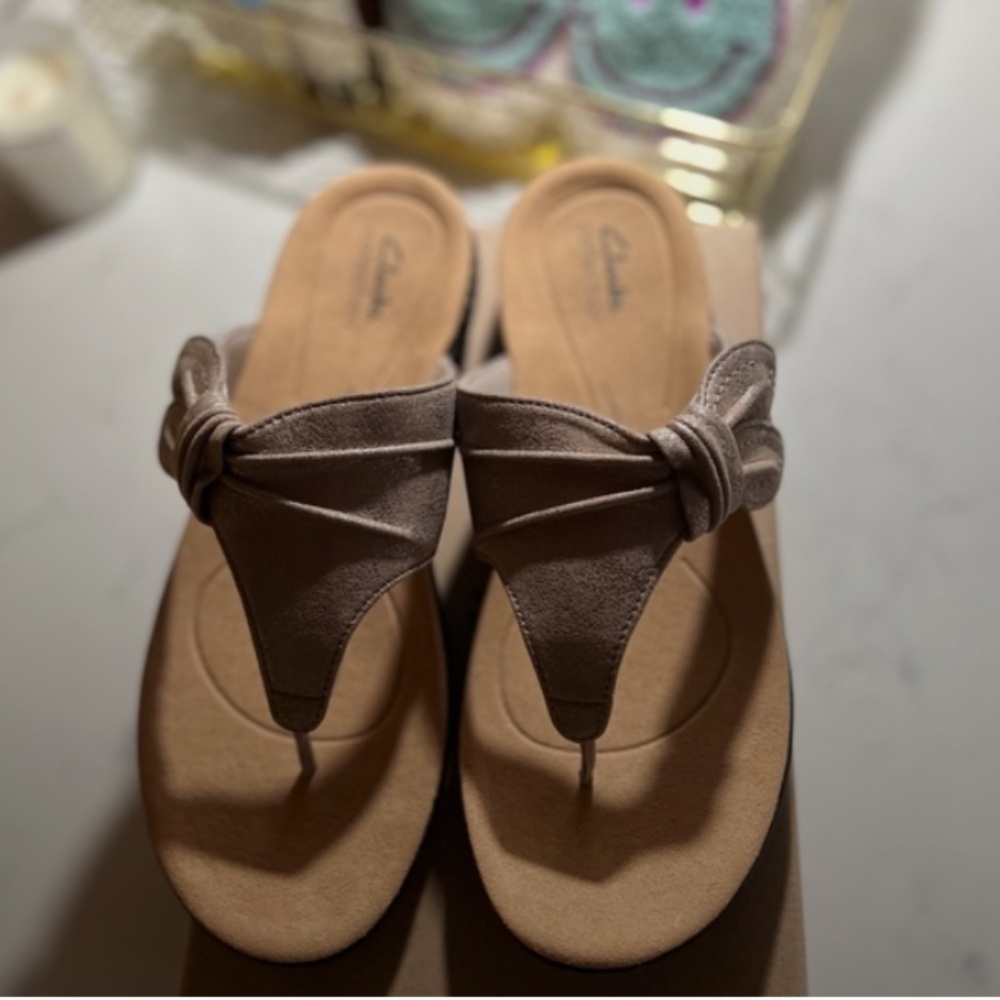 Clarks Taupe Metallic Laurieann Rae Flat Sandal